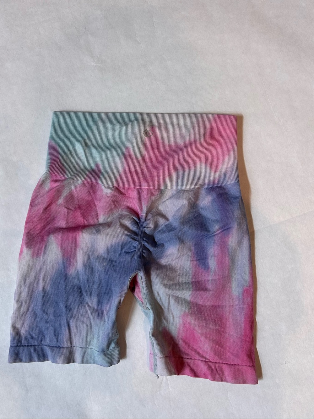 Tie-Dye High-Rise Women’s Bike Shorts - Pink & Blue